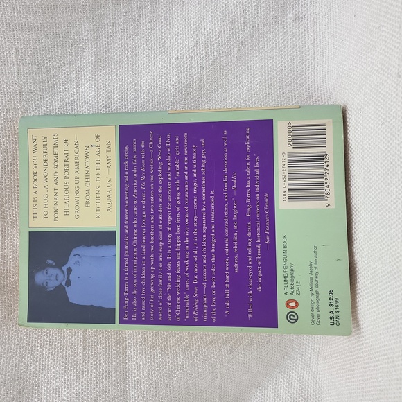 3/$10 The Rice Room: Growing Up Chinese-American - Picture 2 of 13